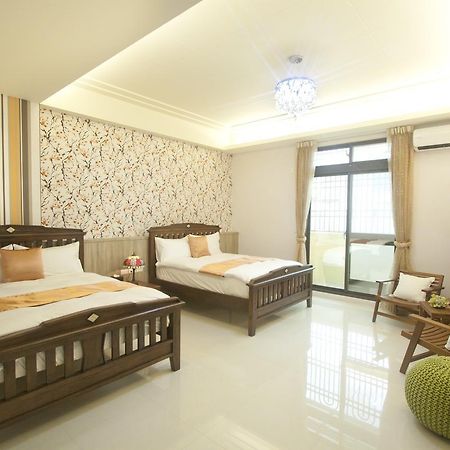 Mrs. Zhuang Homestay Hualien Exterior foto