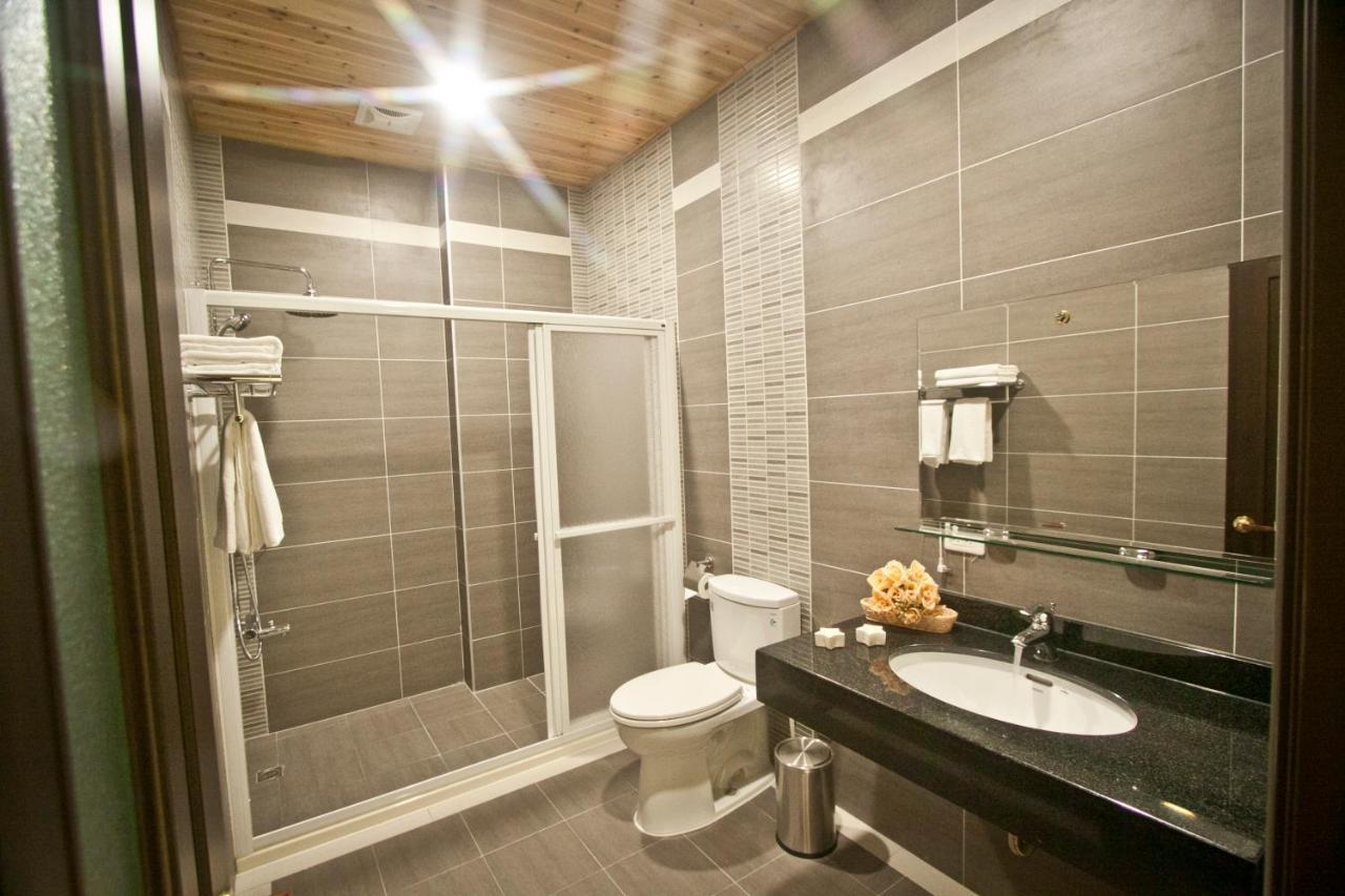 Mrs. Zhuang Homestay Hualien Exterior foto